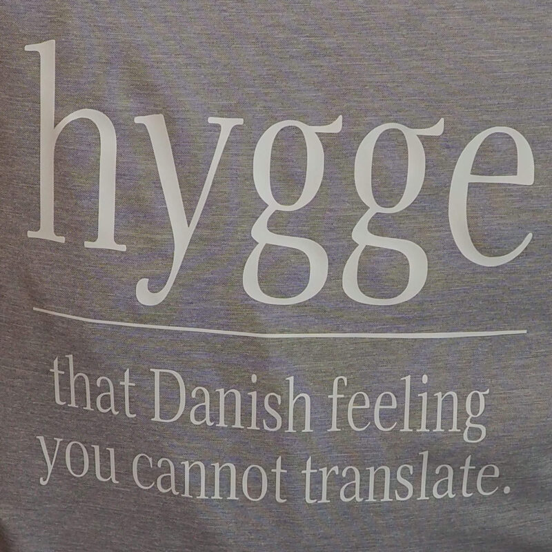 Alternative view of Hygge – That Danish Feeling You Cannot Translate | håndtrykt Pudebetræk
